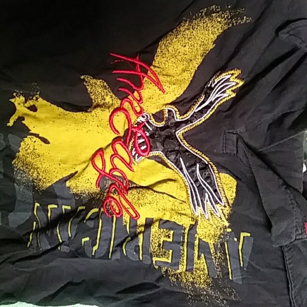 A boy's T-shirt. Size 10/12